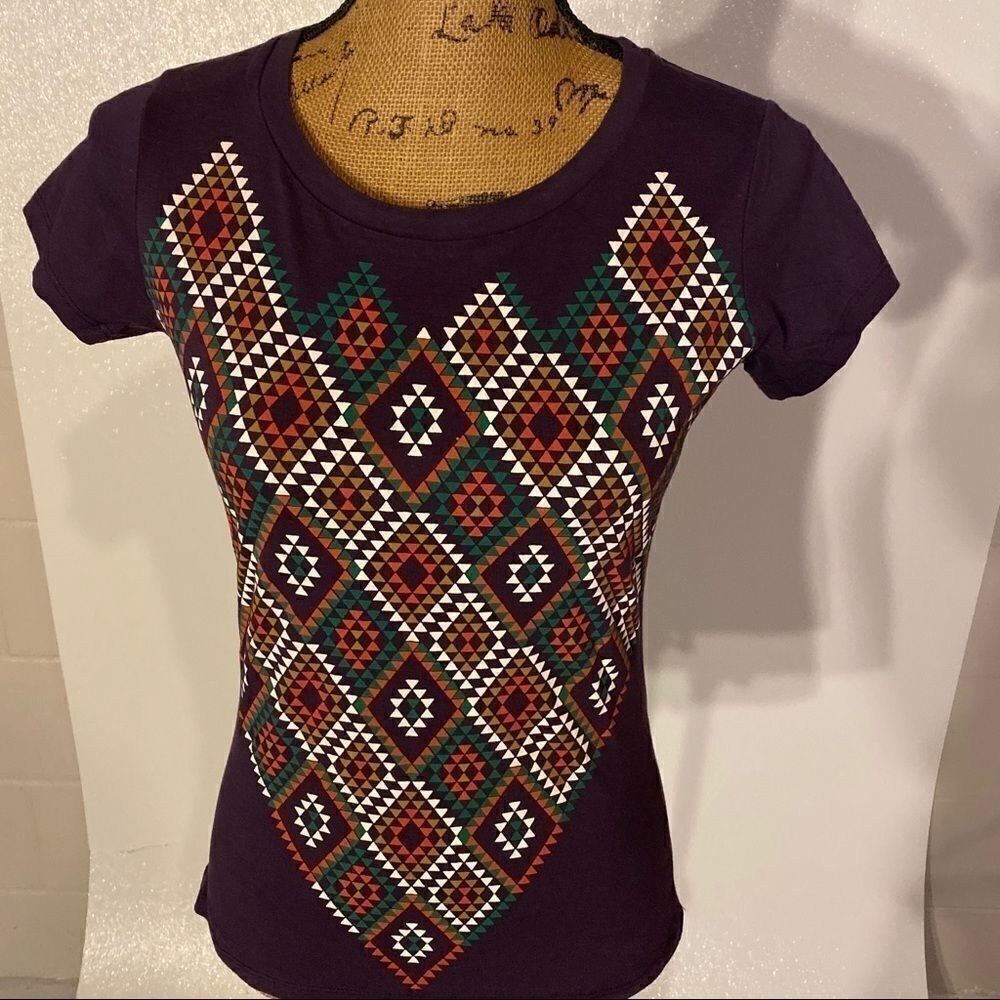 Shopper Stop medium print short sleeve purple top